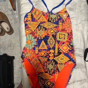 Tyr practice suit size 28